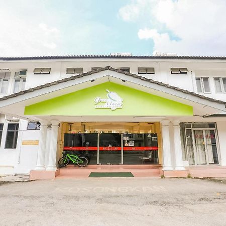 Oyo 89438 Green Mango Sri Cemerlang Kota Bharu Exterior photo