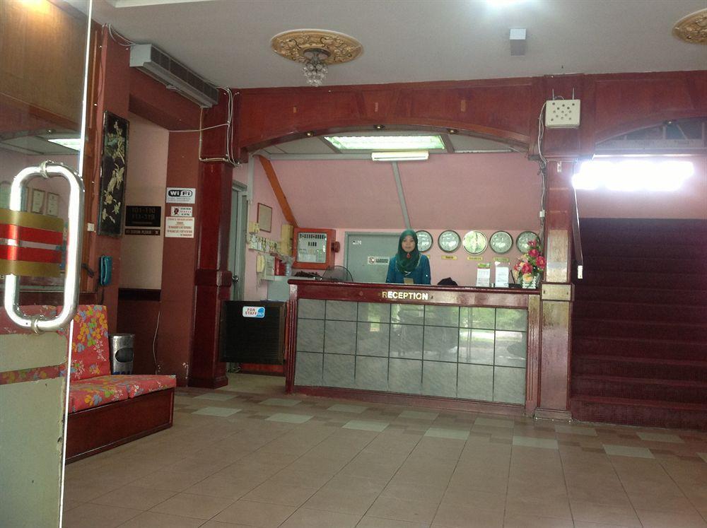Oyo 89438 Green Mango Sri Cemerlang Kota Bharu Exterior photo