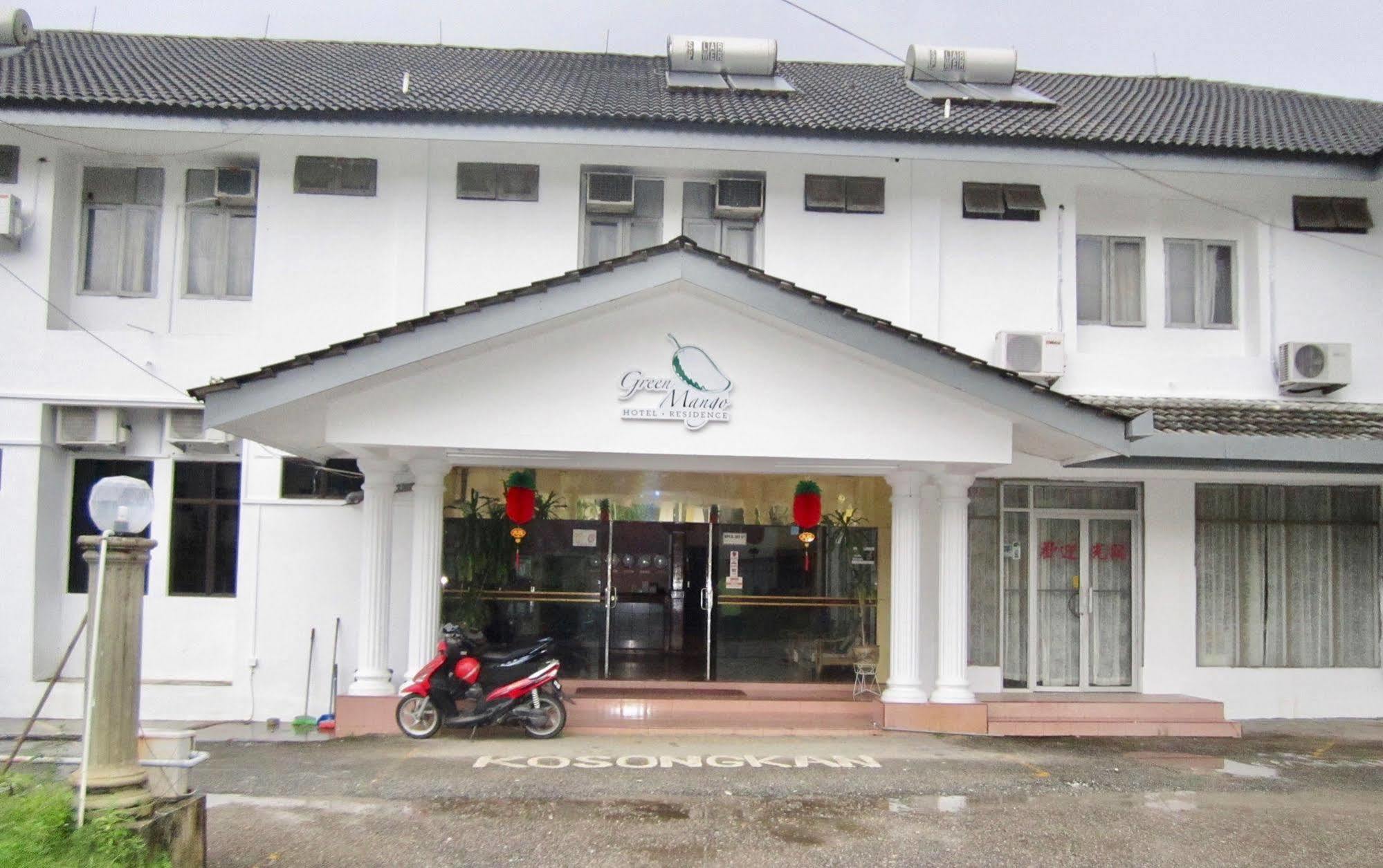 Oyo 89438 Green Mango Sri Cemerlang Kota Bharu Exterior photo